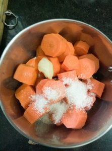 carrot chunks in a blender